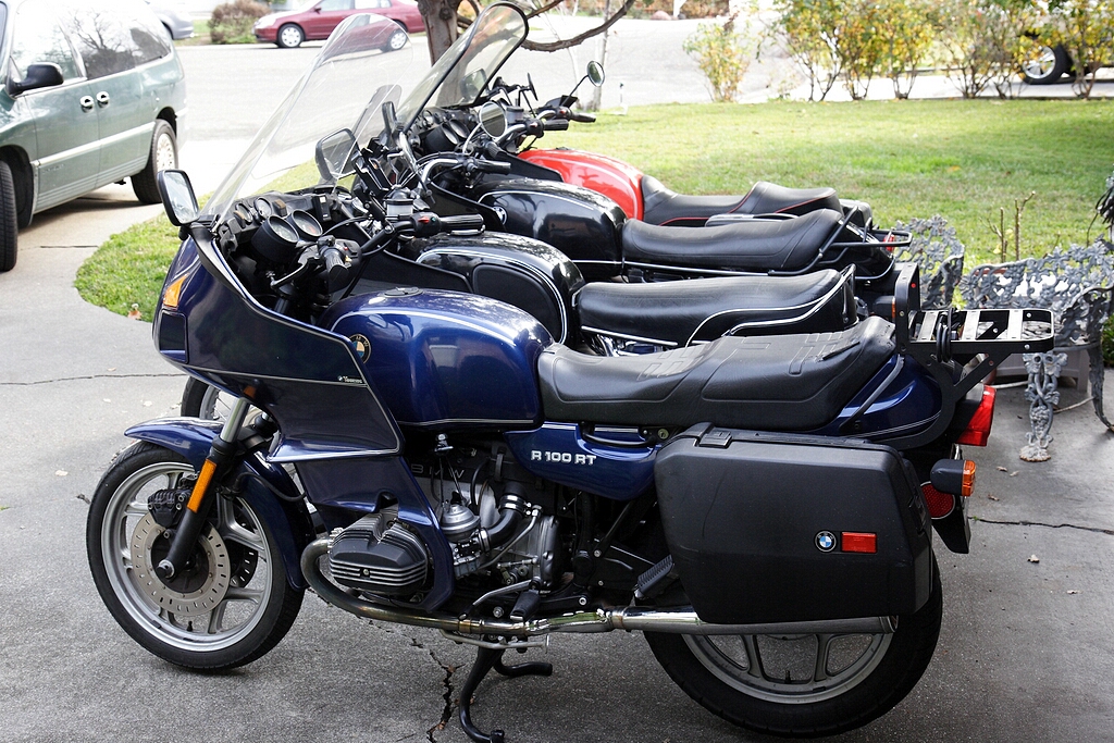 My $500 1988 R100RT at the head of the lineup